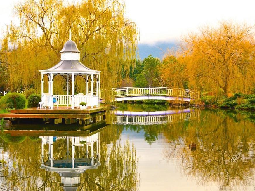 Lakeside Cottage Luxury B&B Mount Dandenong Exterior foto