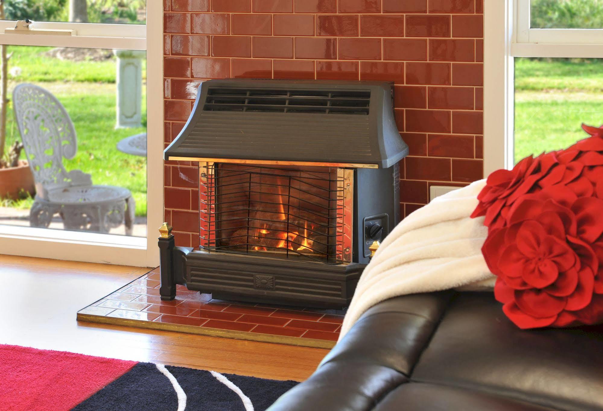 Lakeside Cottage Luxury B&B Mount Dandenong Exterior foto